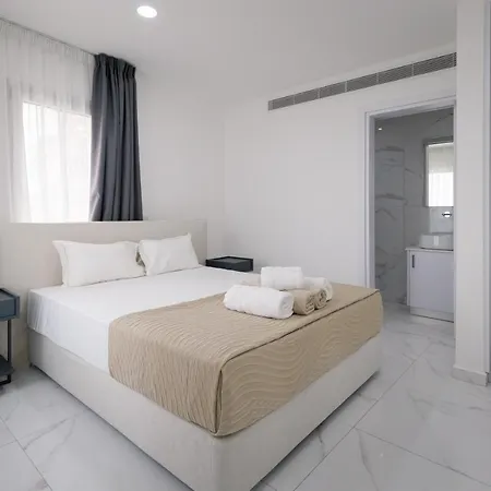 וילה Mediterranean Dream Beachfront