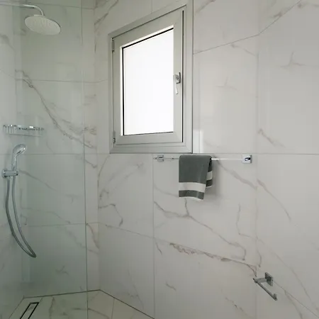빌라 Mediterranean Dream Beachfront 라르나카