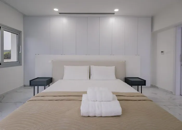 Mediterranean Dream Beachfront *