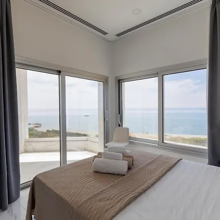 Mediterranean Dream Beachfront Villa Larnaca
