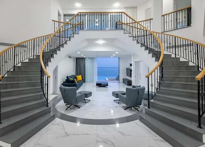 Mediterranean Dream Beachfront Villa Larnaka